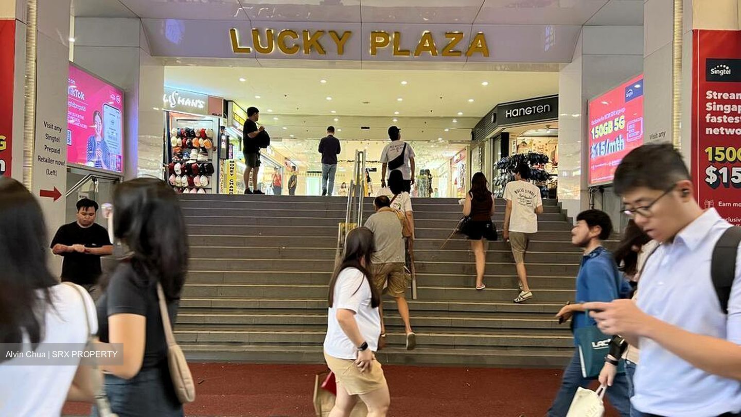 Lucky Plaza (D9), Shop House #628803411